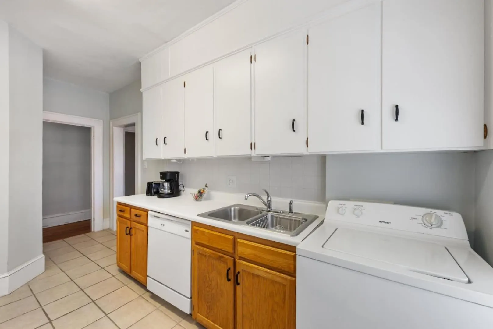 Well Located 1 Bedroom In Elizabeth With Covered Porch Charlotte United States
