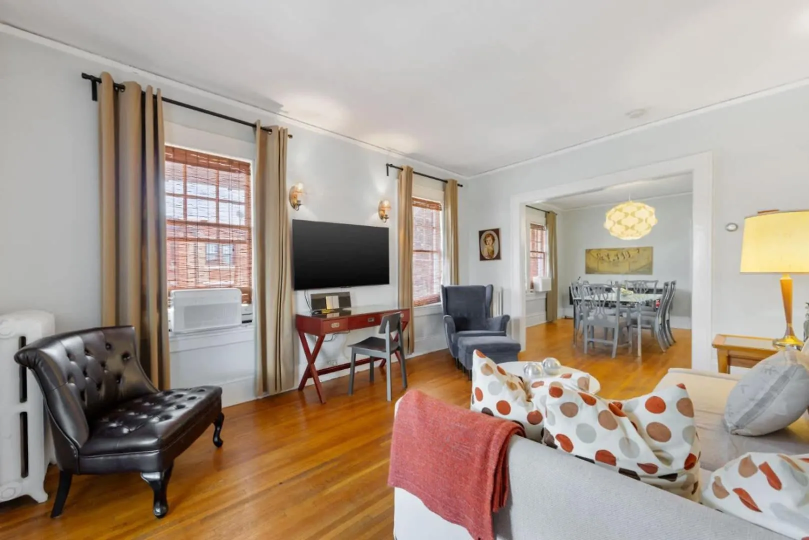 Holiday home Well Located 1 Bedroom In Elizabeth With Covered Porch Charlotte United States